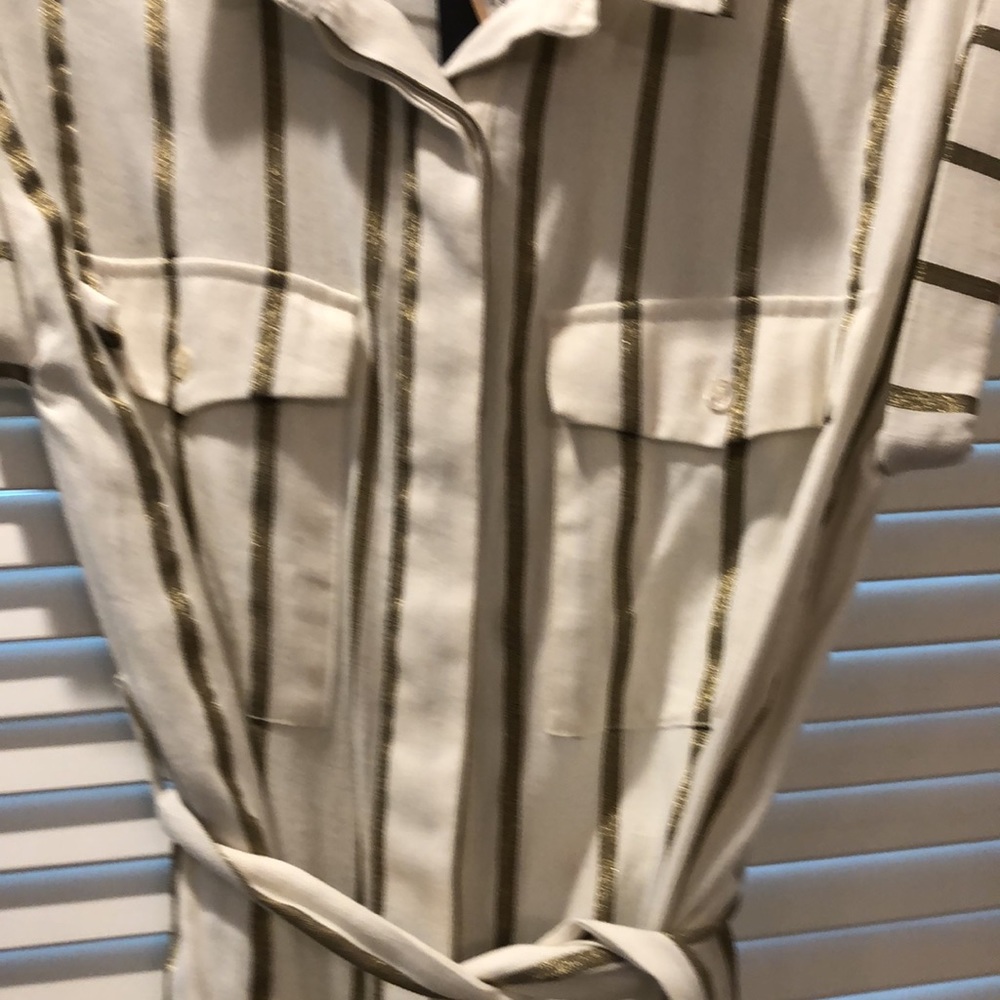 Boutique gold/white striped dress.  NWT   Size S/M - Picture 2 of 5